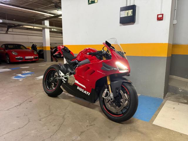 Ducati Panigale V4S 2020